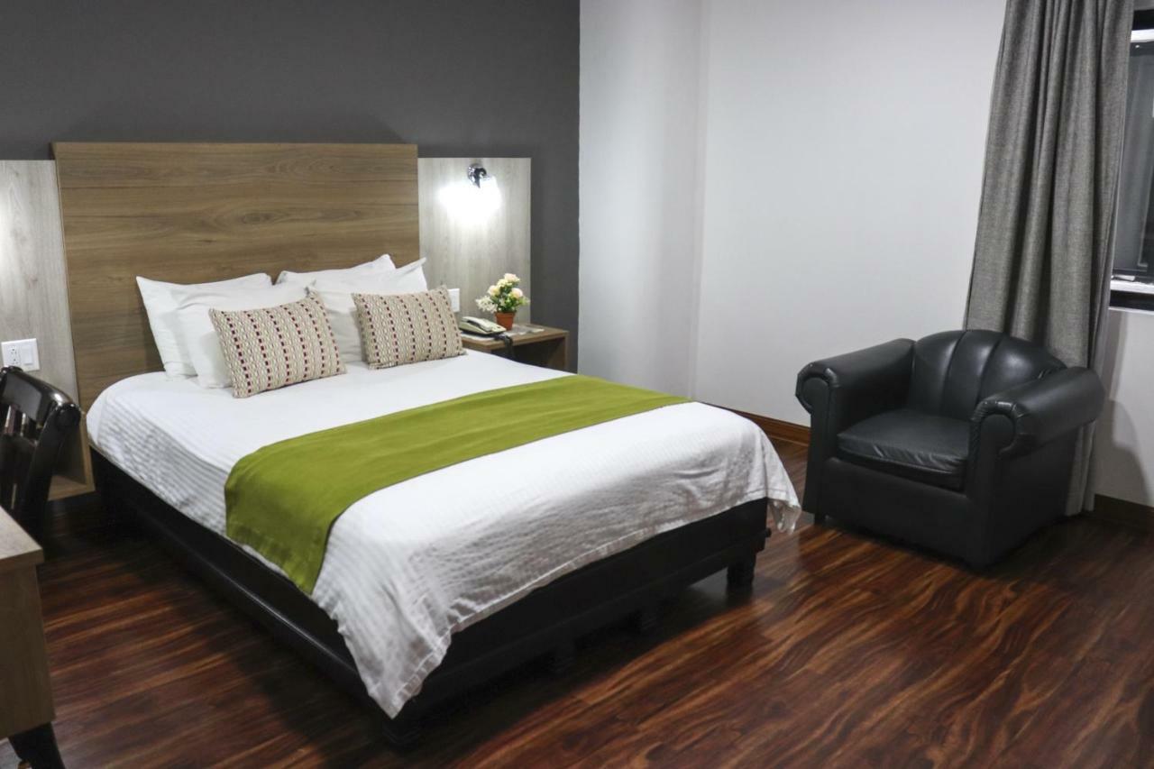 Hotel Puerta Del Sol David Exteriér fotografie