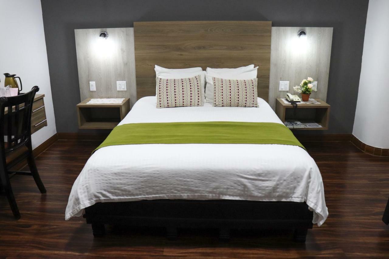 Hotel Puerta Del Sol David Exteriér fotografie
